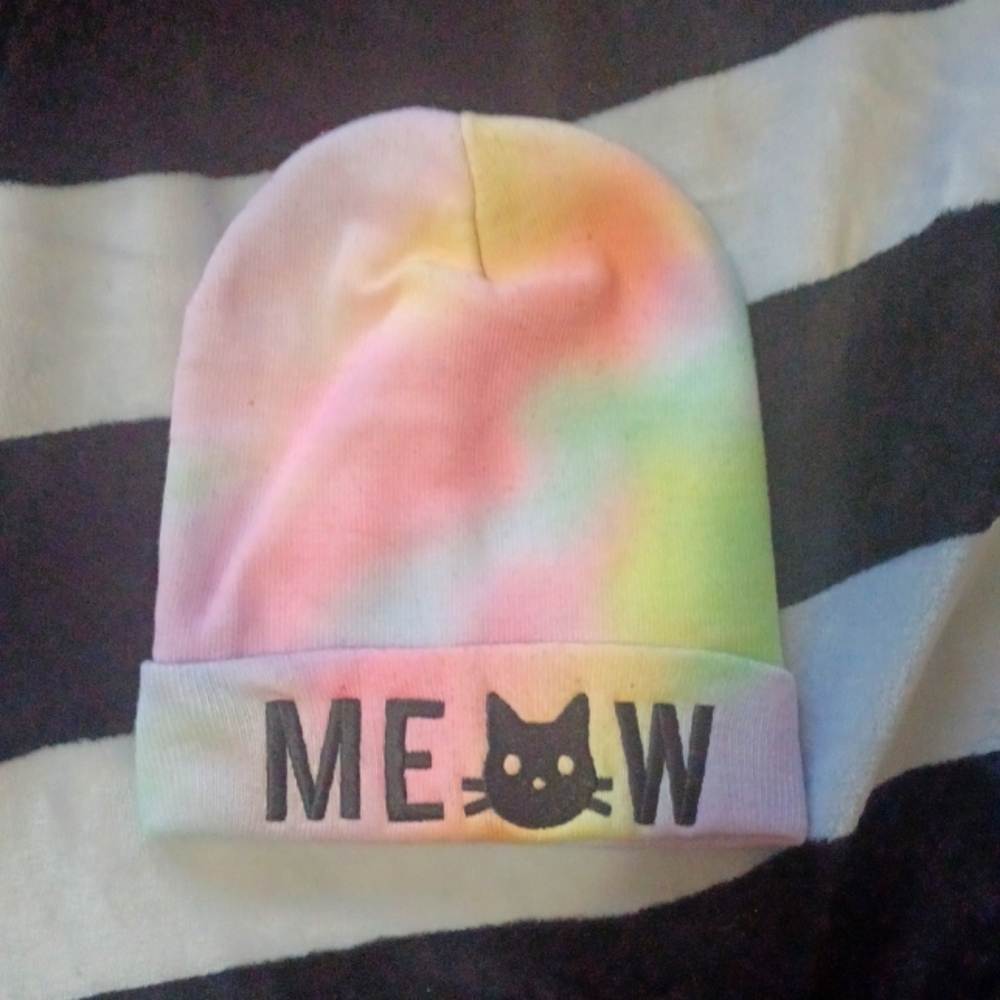 Hot Topic Meow Beanie